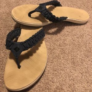 Sperry thongs